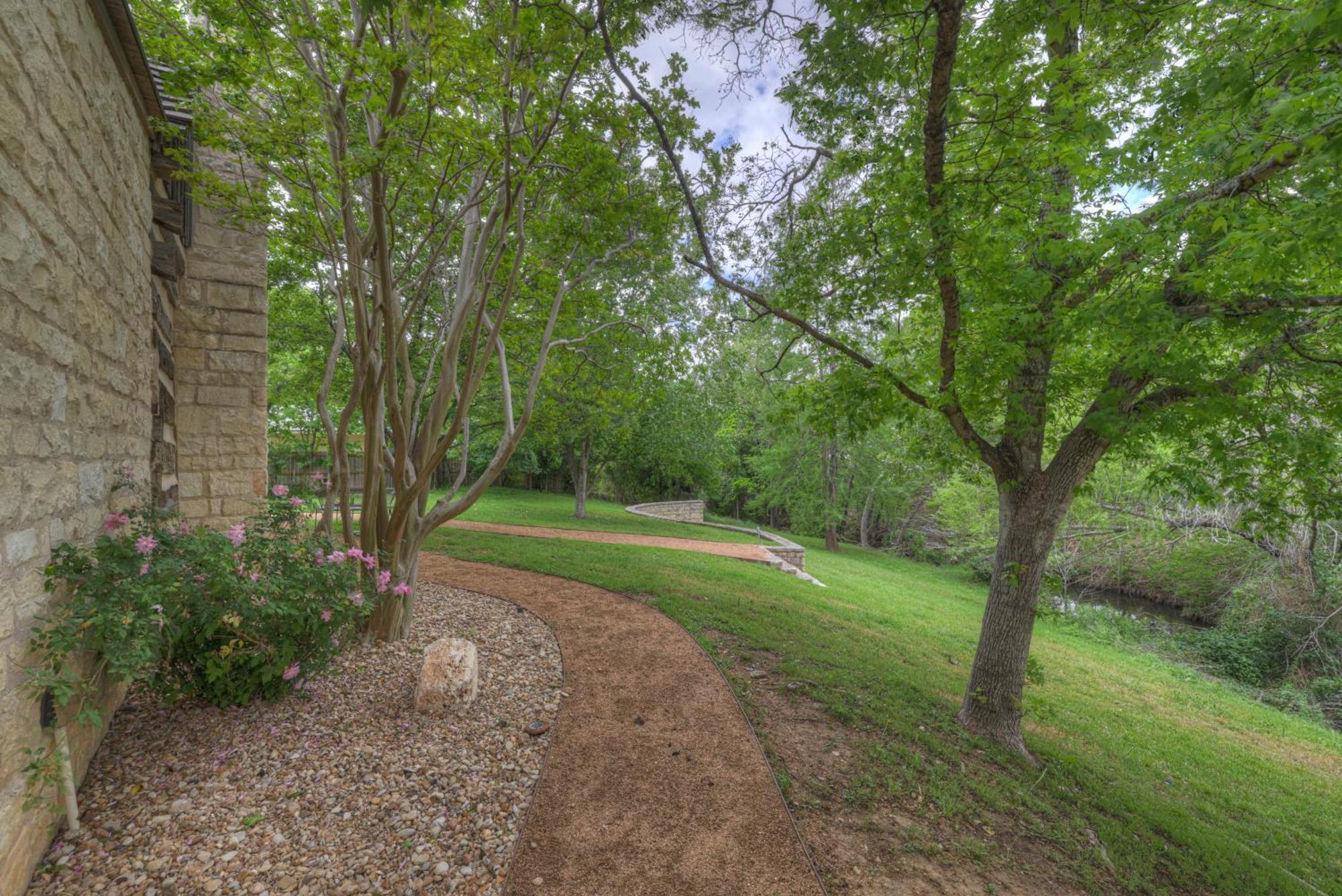 Villa Town Creek Cabin Walk To Main St à Fredericksburg Extérieur photo